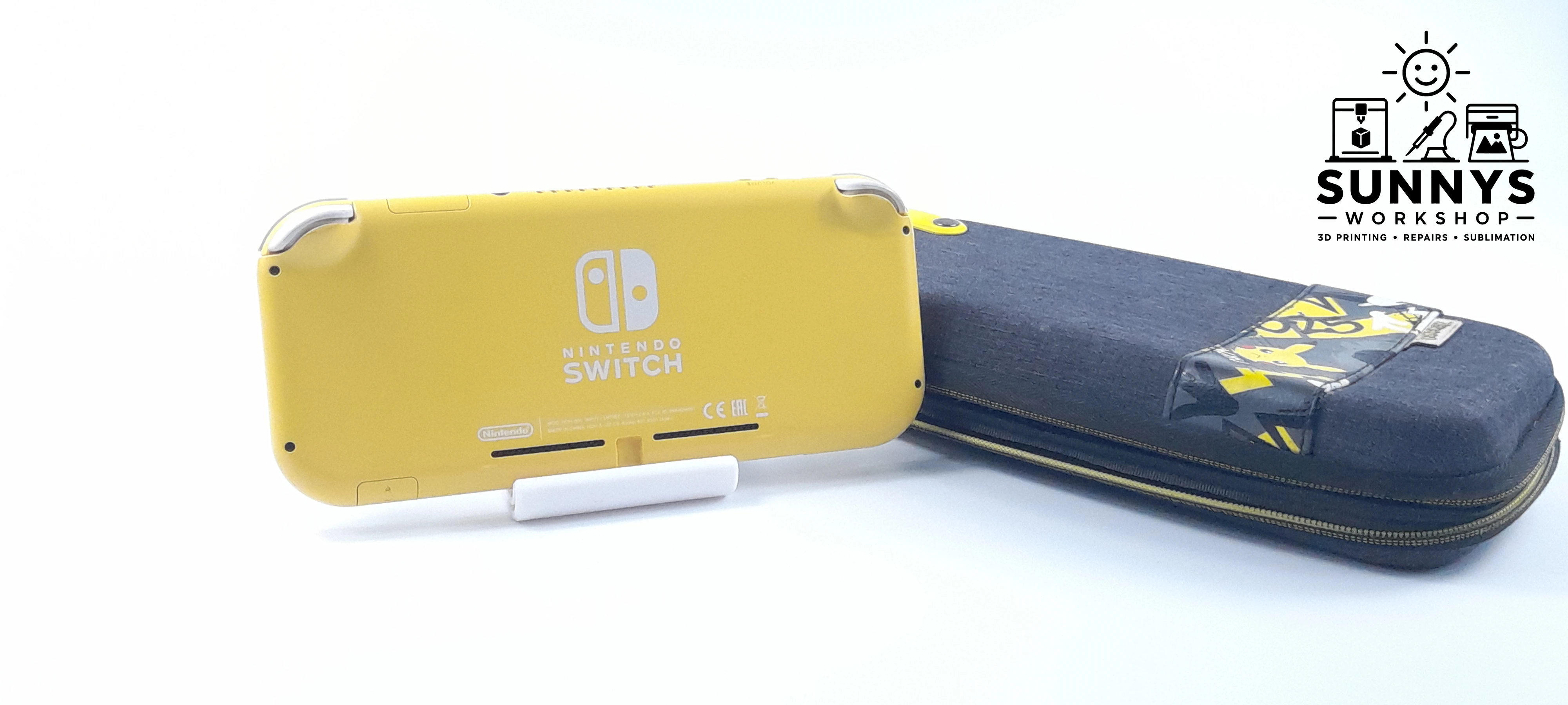 Nintendo Switch Lite – Yellow with Pokémon Carry Case