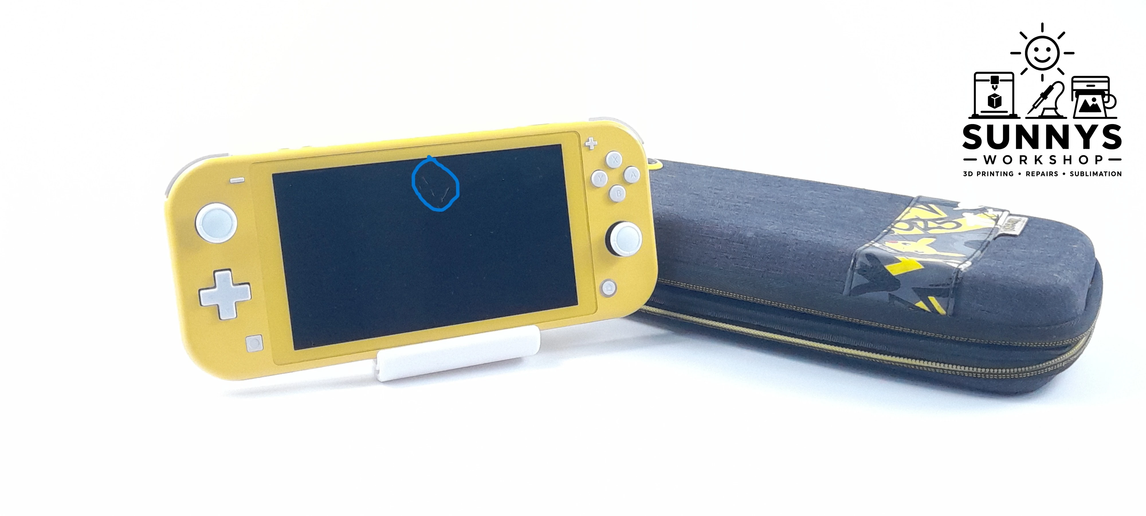 Nintendo Switch Lite – Yellow with Pokémon Carry Case